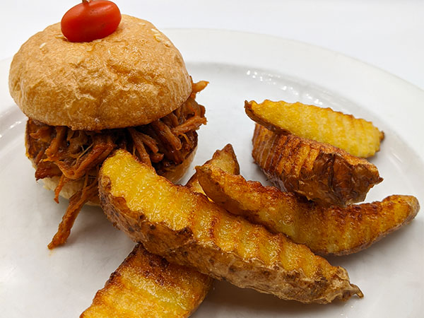 Kids Pulled Pork Burger